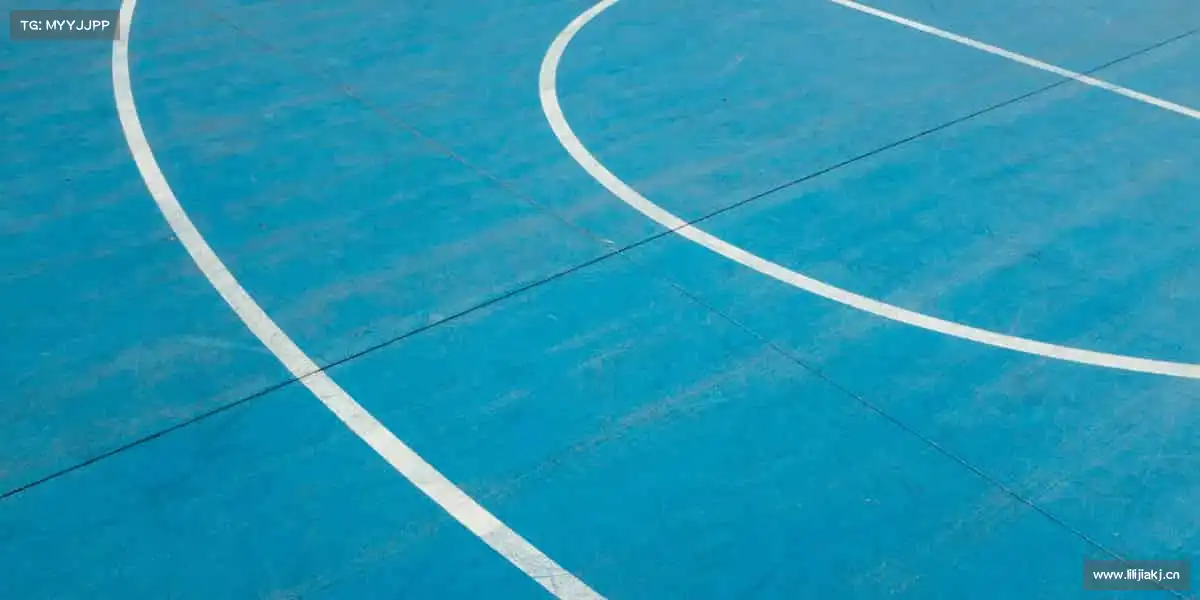 星空电竞🏊♀️水里、地上、场上,哪里都是你的舞台!运动,让生活更闪耀~